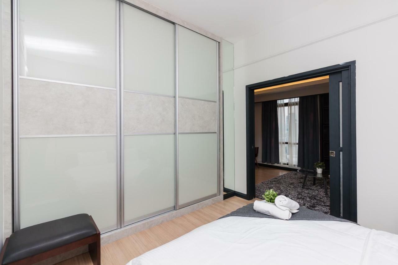 Luxhouz Suites At Times Square Kuala Lumpur Exterior foto
